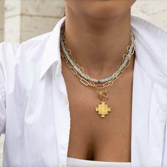 Ariana Pendant Necklace